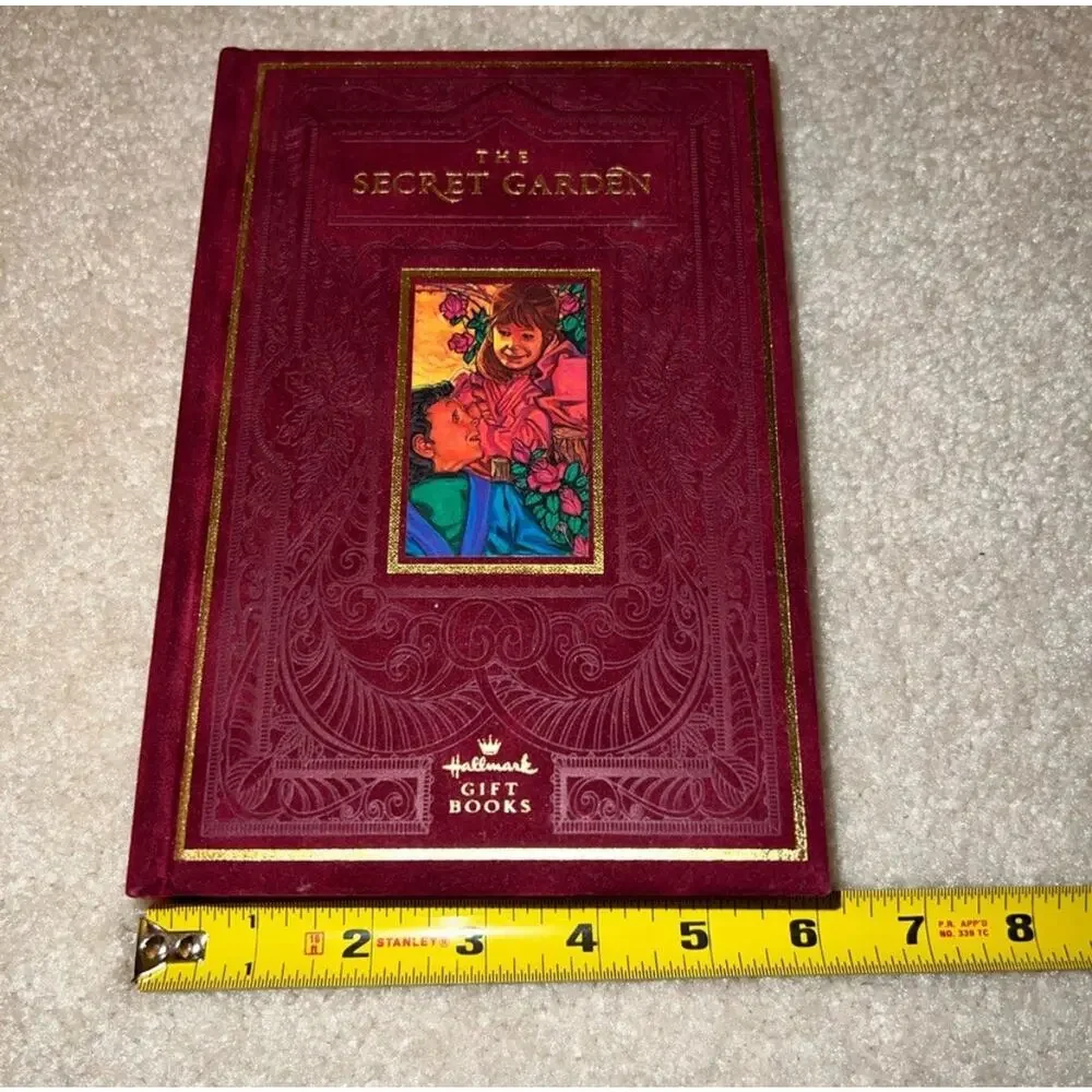 The Secret Garden Hallmark Gift Book 2001 Red Velvet Hardcover Ribbon Bookmark
